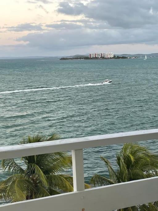 Beautiful Ocean Blue Love Oceanfront Apartment Fajardo Exterior foto