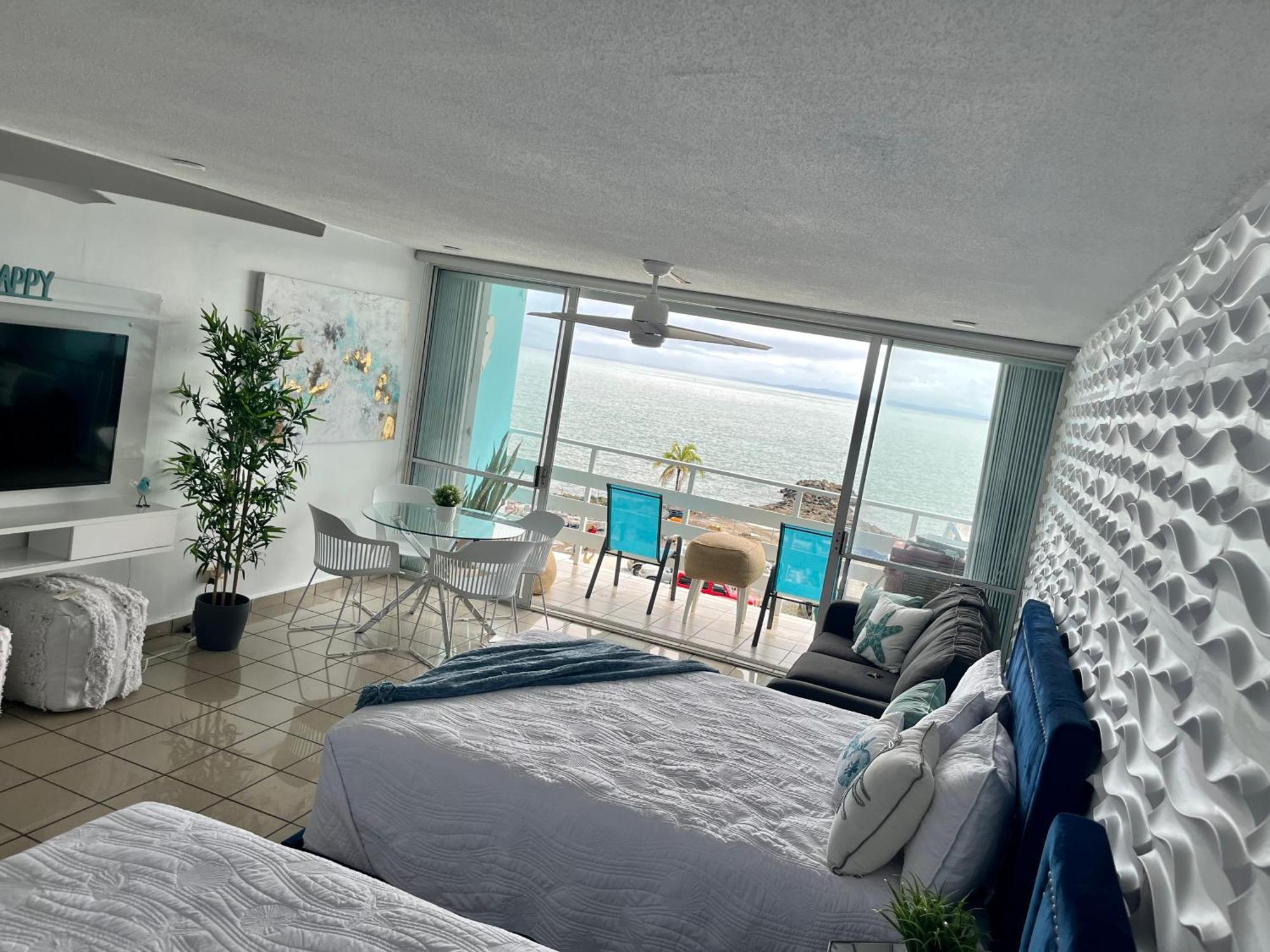 Beautiful Ocean Blue Love Oceanfront Apartment Fajardo Exterior foto